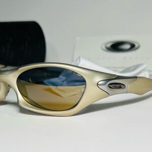 Oakley valve 1.0 sunglasses